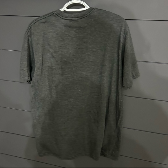 Marvel Comics CAPTAIN AMERICA SHIELD T-Shirt MENS Large The Avengers Gray - Picture 2 of 3